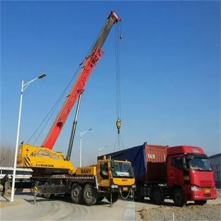 武强吊车出租吊装大件的时候的注意事项